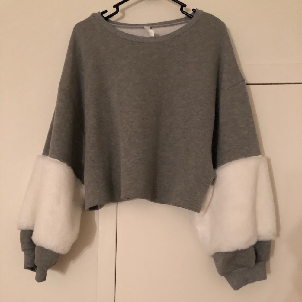 Faux fur sleeve sweater